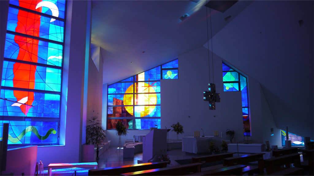 山口教会のステンドグラス