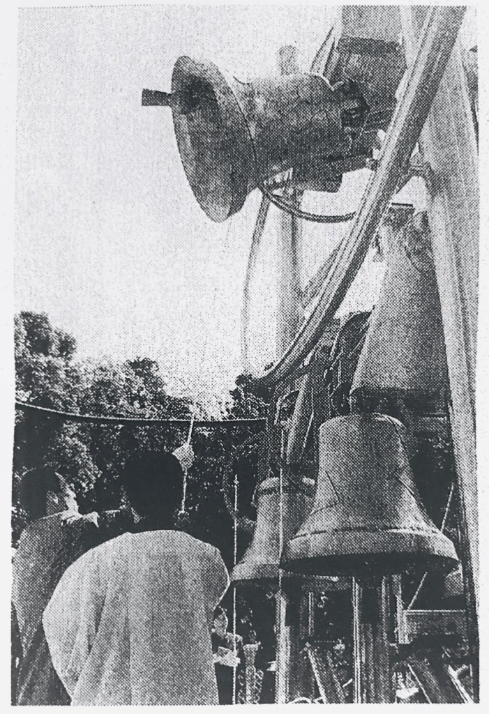 山口サビエル記念聖堂における鐘の祝別式
